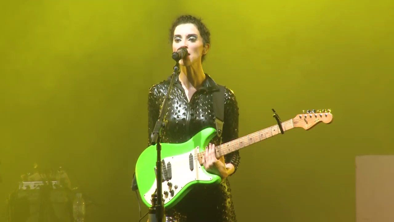 St. Vincent - Bring Me Your Loves (Live at Open'er Festival 2015)