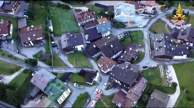 Veneto - Frana in Cadore, travolte auto: tre morti (04.08.15)