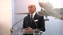 Laurent Fabius visite l'usine Airbus, Toulouse vendredi 30 août 2013