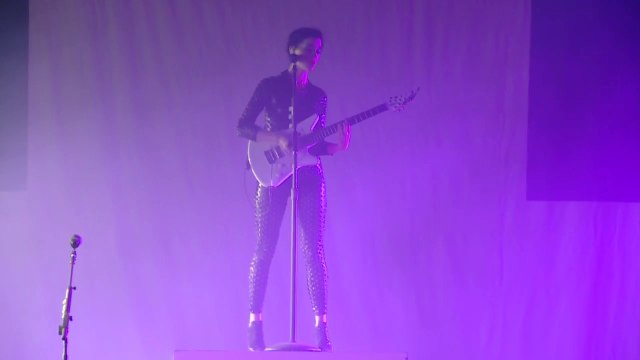 St. Vincent - Cheerleader (Live at Open'er Festival 2015)