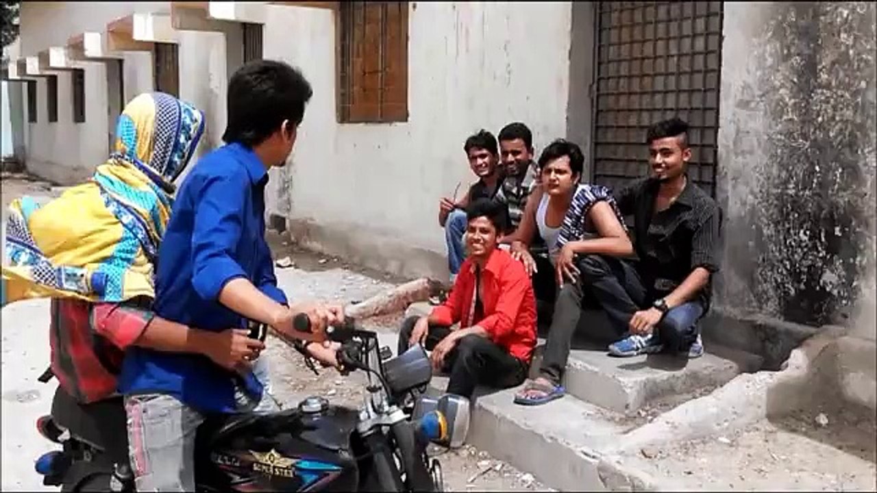 Bollywood VS Reality