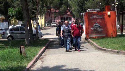 Parti binasına 100. kumar baskını!