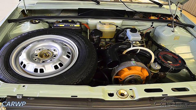 PASTORE R$ 28.000 Volkswagen Gol BX 1985 aro 13 MT4 FWD 1.6 Boxer-4 Álcool a ar 51 cv 10,7 mkgf 142 kmh 0-100 kmh 18,1 s