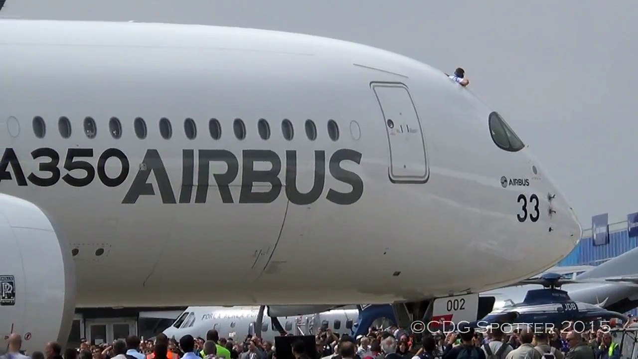 Paris Air Show 2015 - Airbus A350 XWB