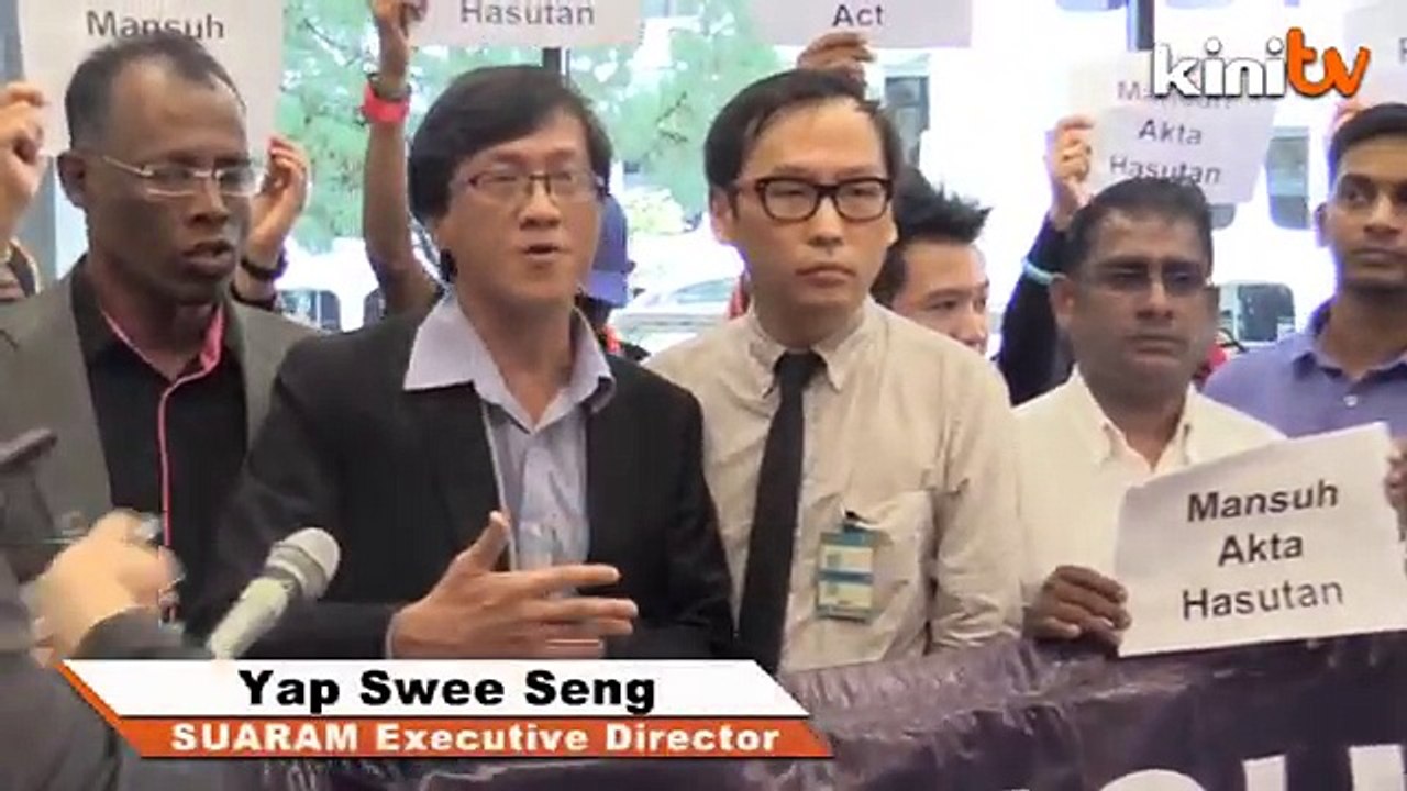 Anti-Sedition Act group blocked over dress code