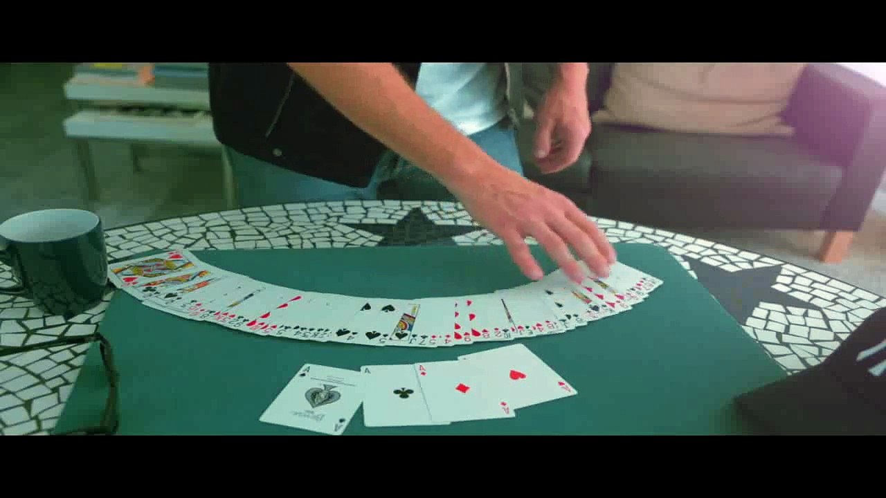 The LEGENDARY CENTER DEAL by Xavier Perret | Card Magic Tricks Revealed