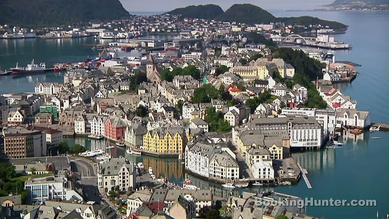 Alesund, Norway Travel Guide - Must-See Attractions
