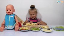 ✔ Baby Born Doll - Рецепт фруктового шашлыка для куклы Беби Борн / Fruit for my Doll  Серия 13 ✔