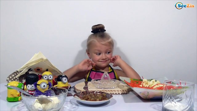 ✔ Minions and Yaroslava. Миньоны и Ярослава готовят вкусный салат. Видео для детей. Серия 9 ✔