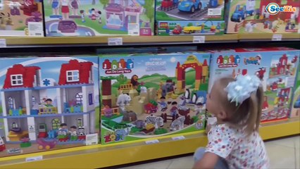 ✔ VLOG. Магазин Игрушек. Шопинг с Ярославой. Toy shop  Shopping with girl Yaroslava. Серия 30 ✔