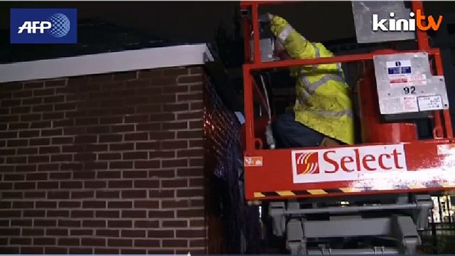 Drip by drip: London wax work house slowly melts away