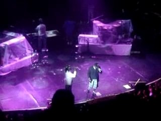 Boyz II Men - On bended knee
