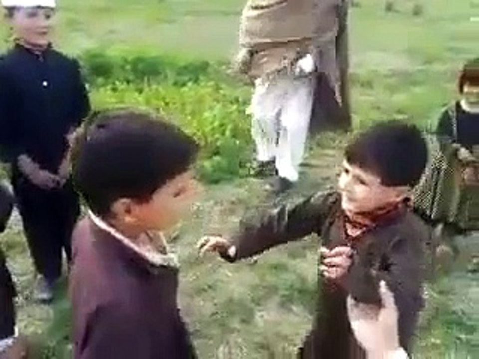 CHILDHOOD FIGHT LIVE