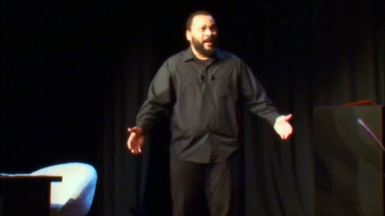 Dieudonne - Le délit de fuite ( Extrait du spectacle Sandrine )