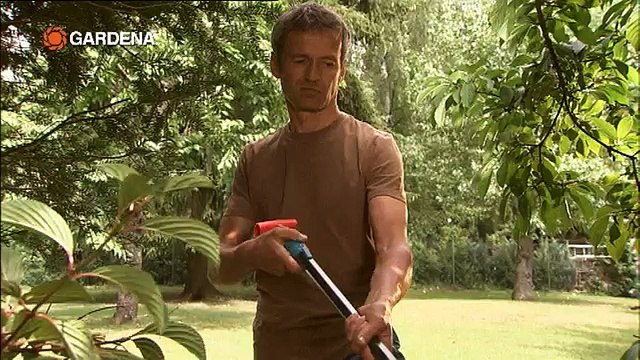 Механический высоторез Gardena Comfort Smartcut