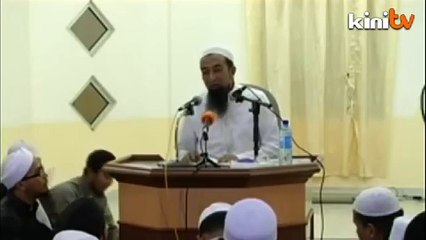 Aide denies Ustaz Azhar the one in sex video