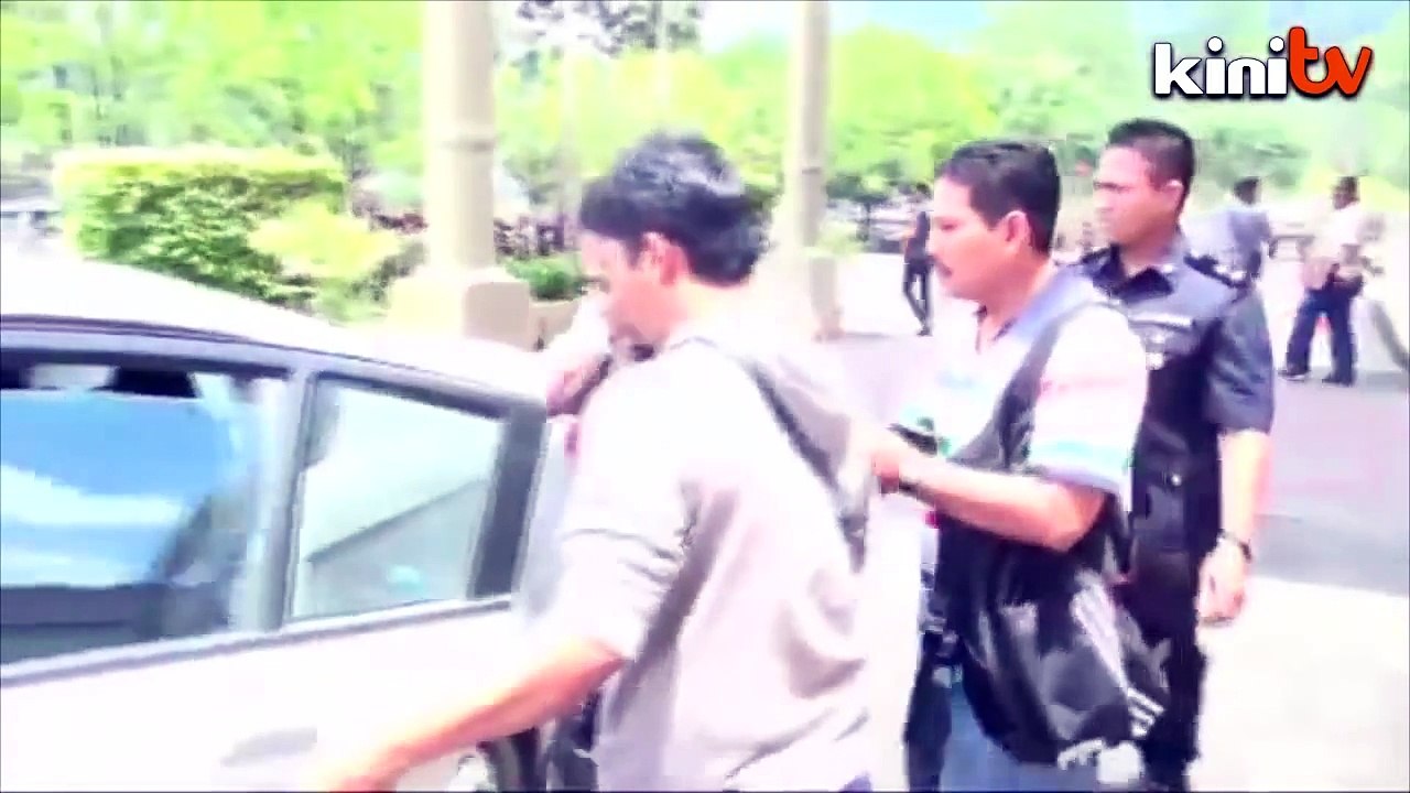 Ugutan PERKASA, Umno punca aktivis pelajar lari