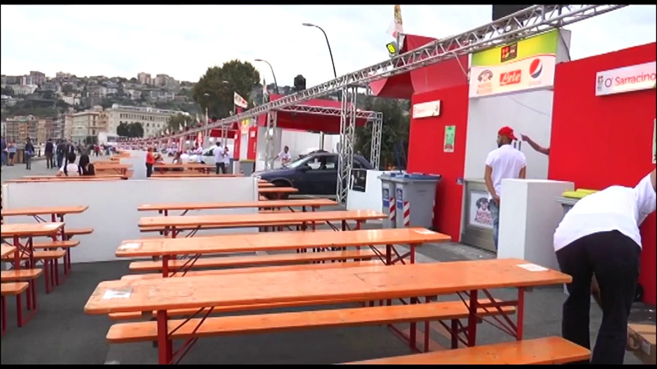 Napoli - Stangata Cosap, a rischio il Pizza Village (08.08.15)