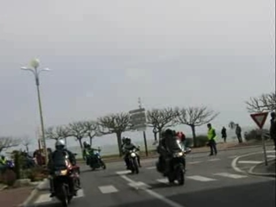 Cap moto Caro