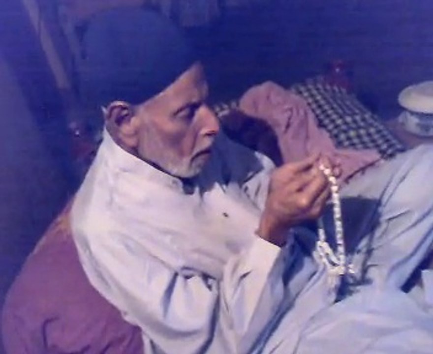 Chan Peer Sahib. Dua e Tawassal , Saying Niaz. on 09.04.08 Barsi Syed Masood Ali Alhasni