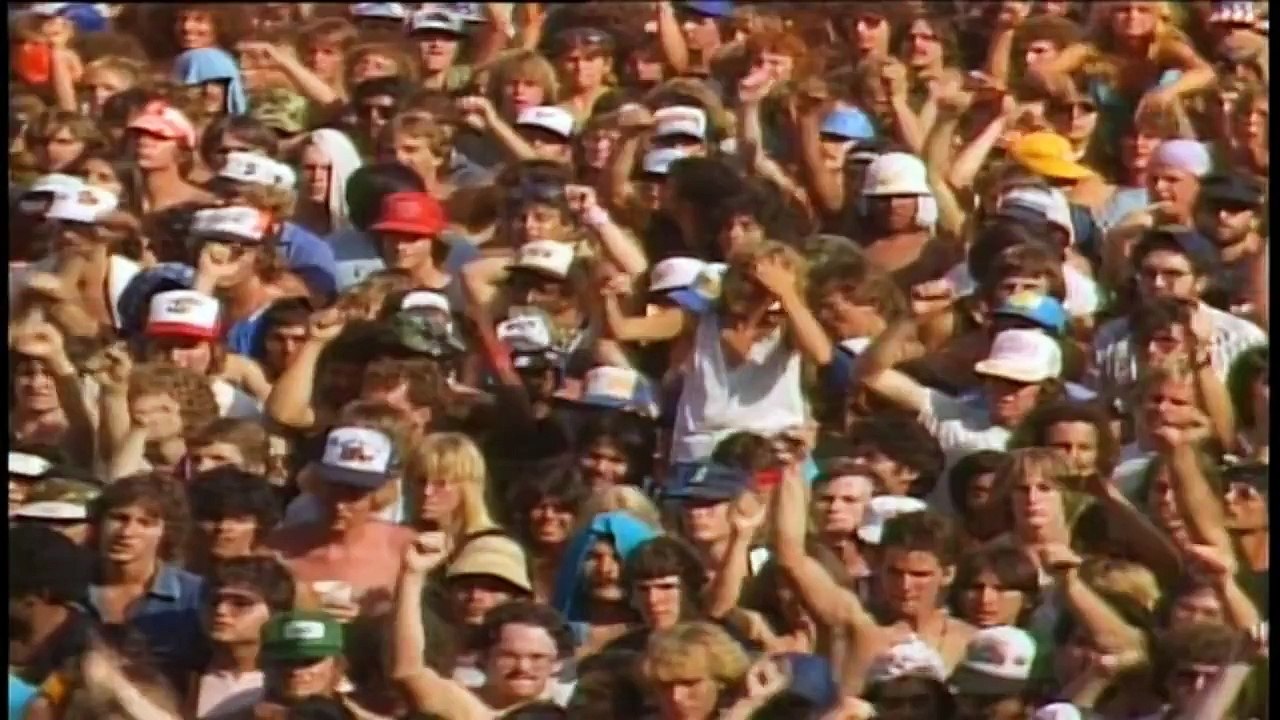 Judas Priest US Festival 1983) [09]  The Green Manalishi (with the Two Pronged Crown)