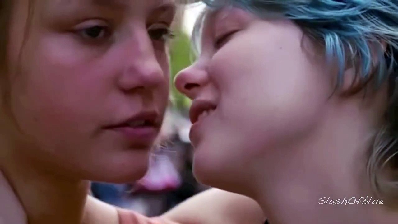 Adèle & Emma - Blue Is The Warmest Colour