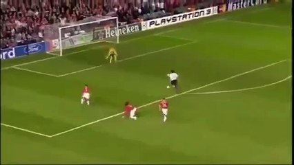 Quand Kaka nous faisait rêver au Milan AC, ça donner ça...