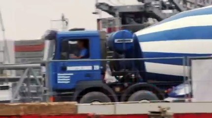 Plus grosse grue au monde : Liebherr LR 13000