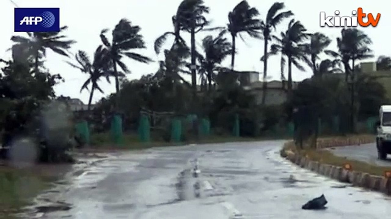Lapan terbunuh di timur India akibat taufan Hudhud