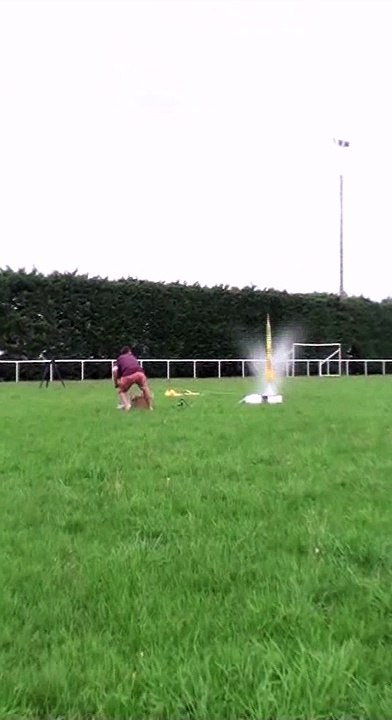 2011 - Nuits des étoiles - Tir fusée 3 (ralenti)