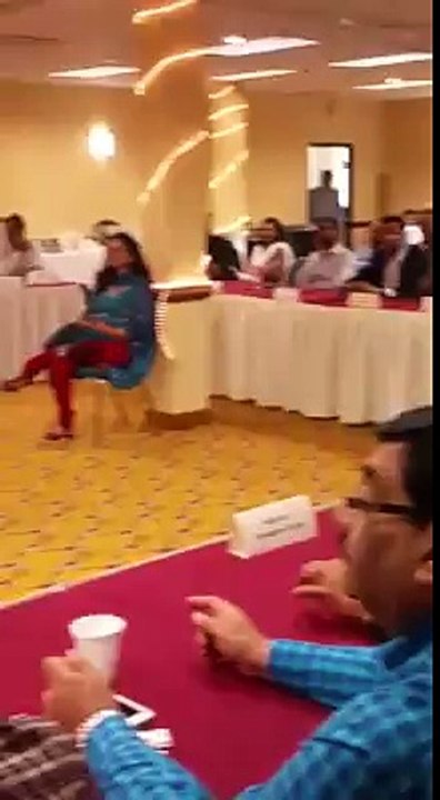 what tha youth think about altaf hussain