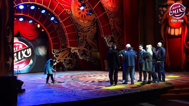 Репортаж со съемок первой 1/8 Лига Смеха