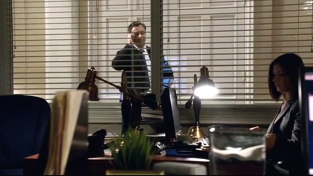 Scandal 422 extended Olivia & Fitz phone call & Olivia & Maya scene.