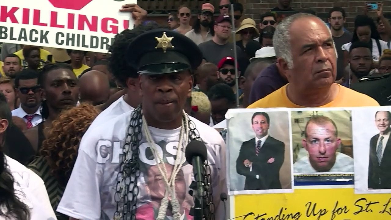 Um ano da morte de Michael Brown