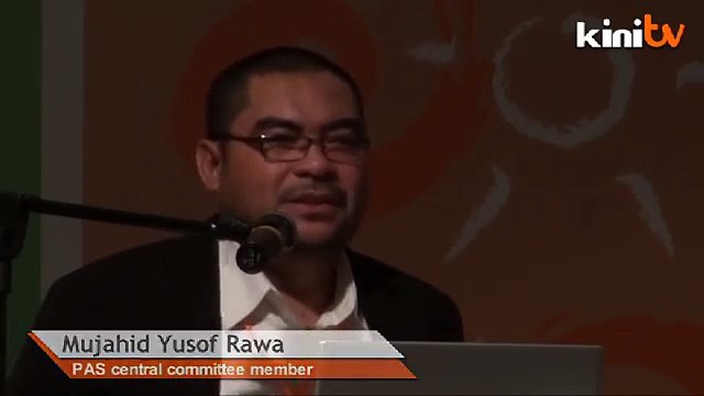 Mujahid: Islam doesn't stop me from respecting other faiths