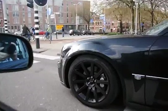 Chrysler 300c SRT8 Revs and accelerate fast!