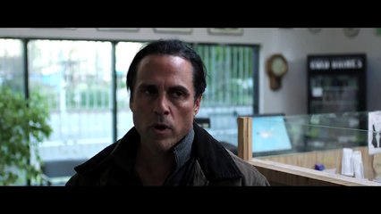 Призрак и кит  2015  Трейлер