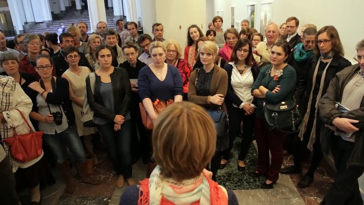 Europe’s last men-women: "Sworn Virgins" - A photo project