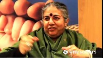 Vandana Shiva: le bugie che la scienza ci racconta