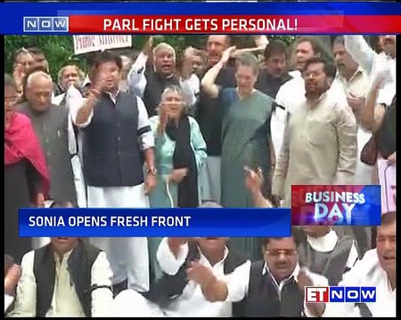 Sonia Gandhi: Sushma Expert In Theatrics | Parliament Fight Gets Personal