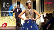 Sonam Kapoor walks the ramp at 'Indian International Jewellery Week' Day 4 - Fashion