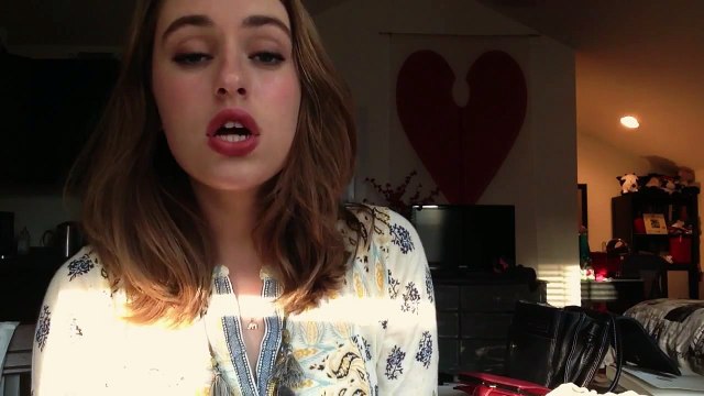 Sa voix naturelle sonne comme une voix électronique! ! Paper Hearts - Tori Kelly