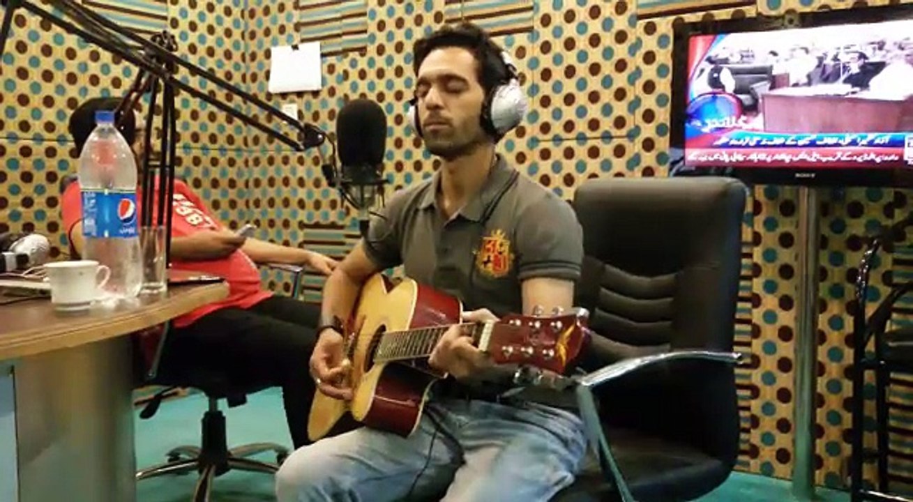 tum laut aao na live on FM 100