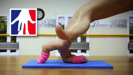 Fingers Breakdance in the studio - Learn How to do Fingers Ballet, Breakdance & Yoga