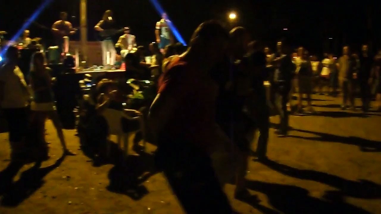 motor festivalındeki halay