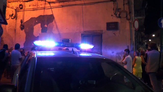Torre del Greco (NA) - Giallo su 19enne ucciso dall'amico con un colpo di pistola -live- (09.08.15)