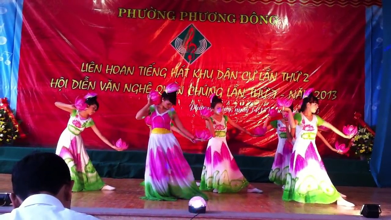 [VNQC] Múa Bác Hồ 1 tình yêu bao la