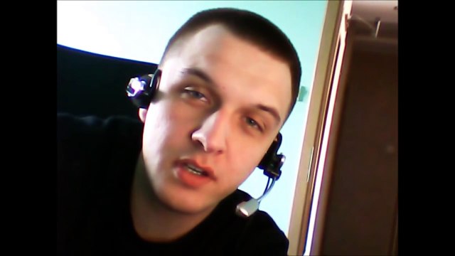 Как легко нае#ать русских.Степан Бандера в нацистской форме.Поляк заткнул русскую вату