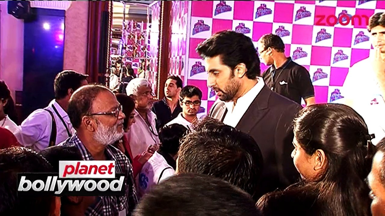 Preity Zinta INFURIATED with online celebrity abusers - Bollywood News