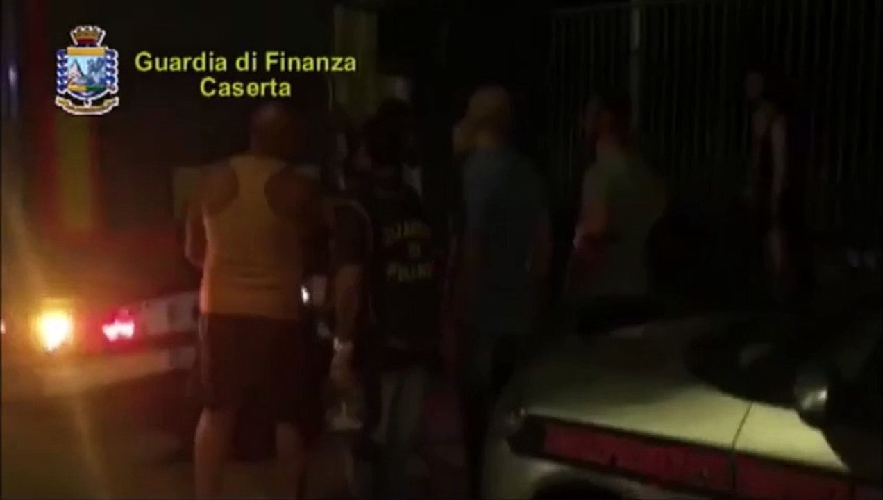 Caserta - sequestrate 14 tonnellate sigarette di contrabbando